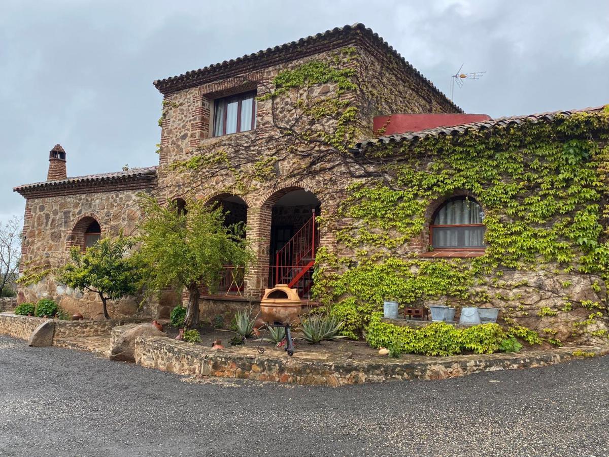 Casas Rurales Monasterio De Rocamador Almendral Eksteriør billede