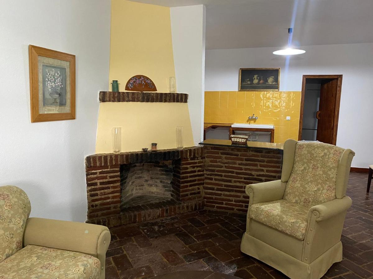 Casas Rurales Monasterio De Rocamador Almendral Eksteriør billede