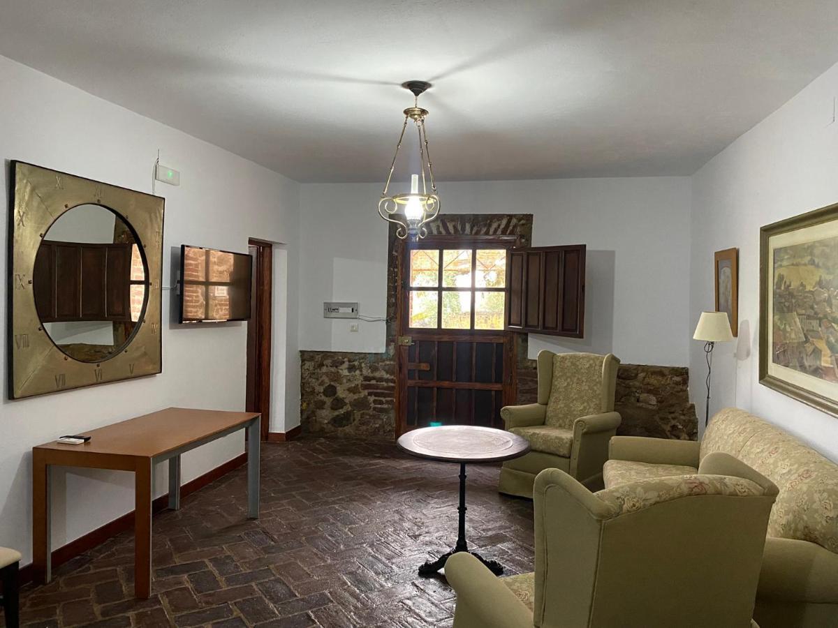 Casas Rurales Monasterio De Rocamador Almendral Eksteriør billede