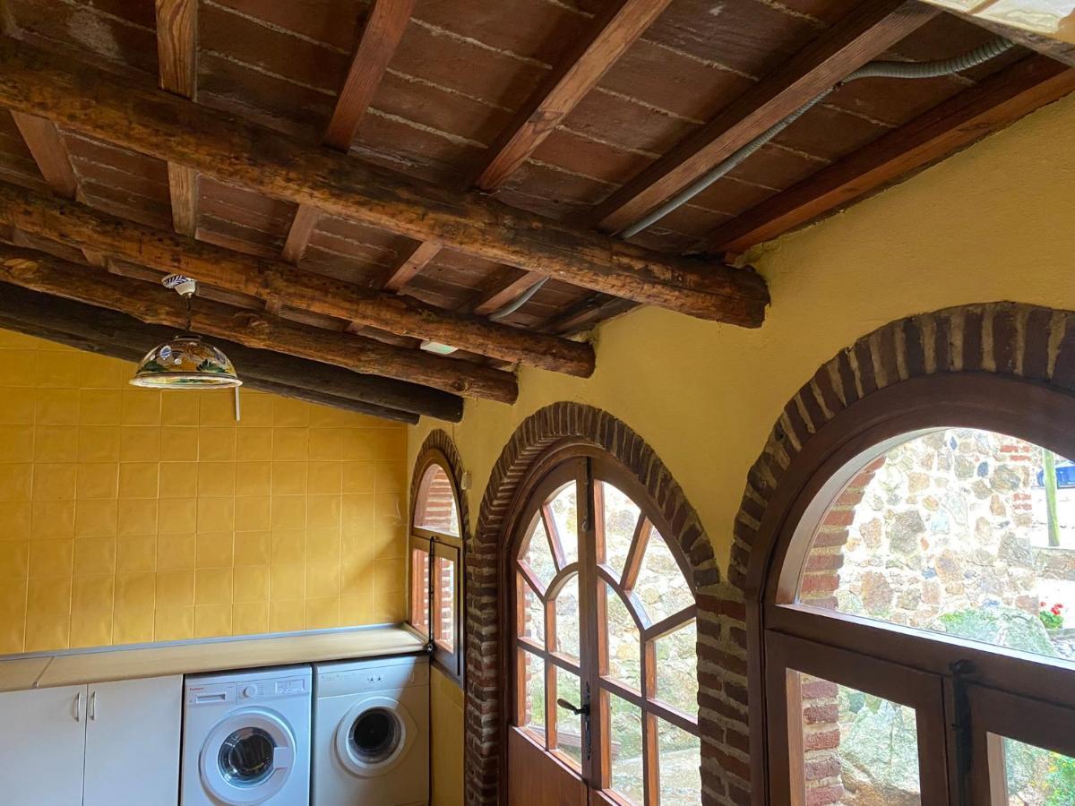 Casas Rurales Monasterio De Rocamador Almendral Eksteriør billede