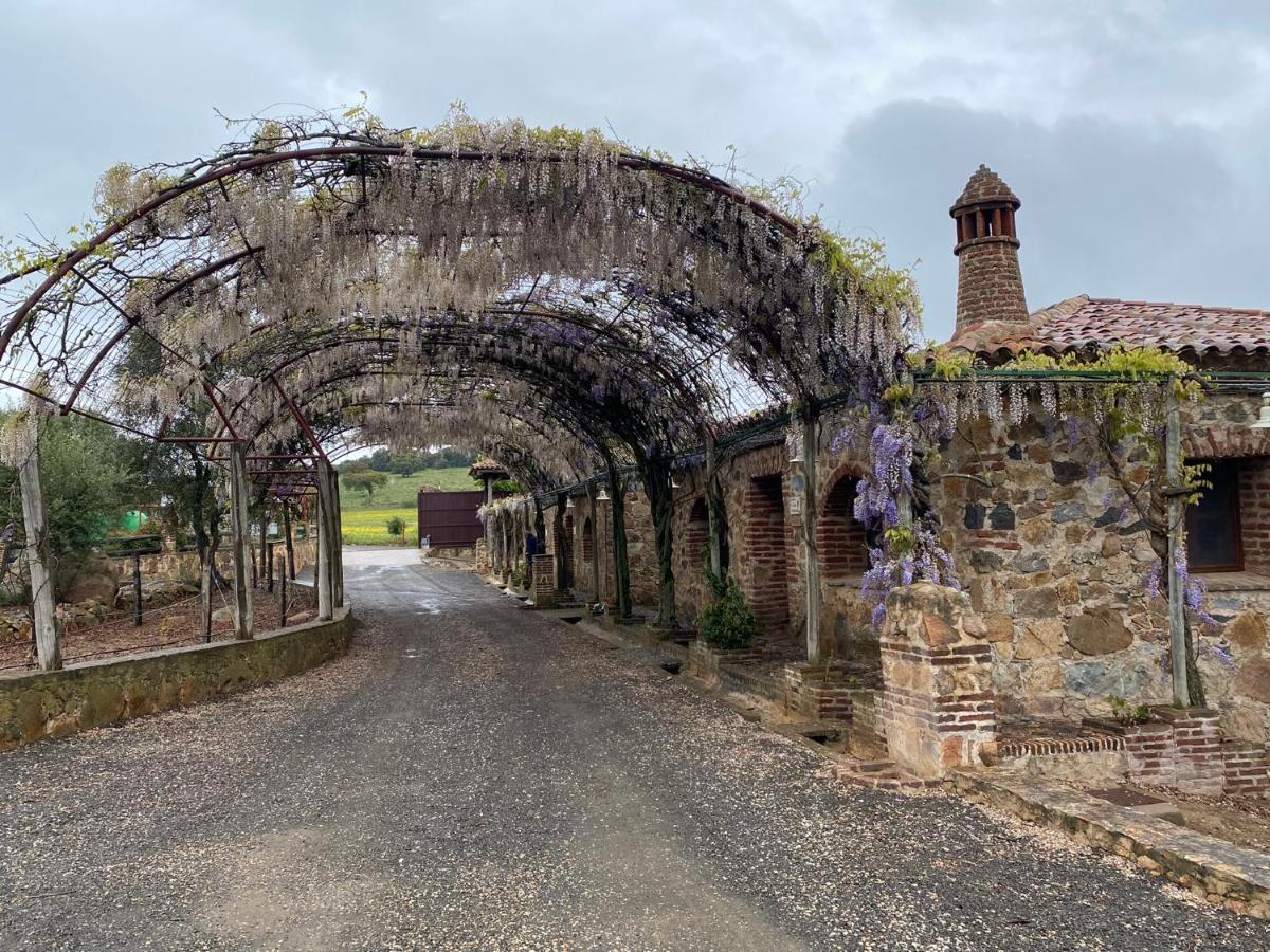 Casas Rurales Monasterio De Rocamador Almendral Eksteriør billede