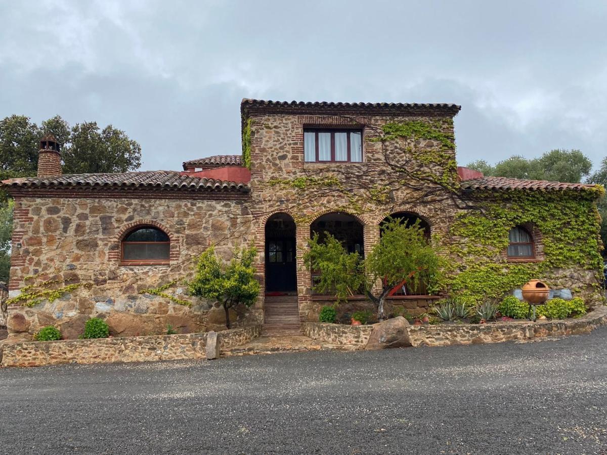 Casas Rurales Monasterio De Rocamador Almendral Eksteriør billede