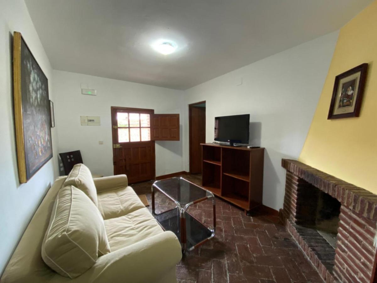 Casas Rurales Monasterio De Rocamador Almendral Eksteriør billede