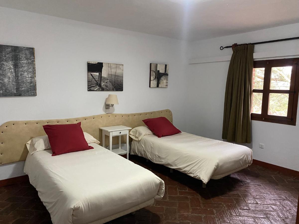 Casas Rurales Monasterio De Rocamador Almendral Eksteriør billede