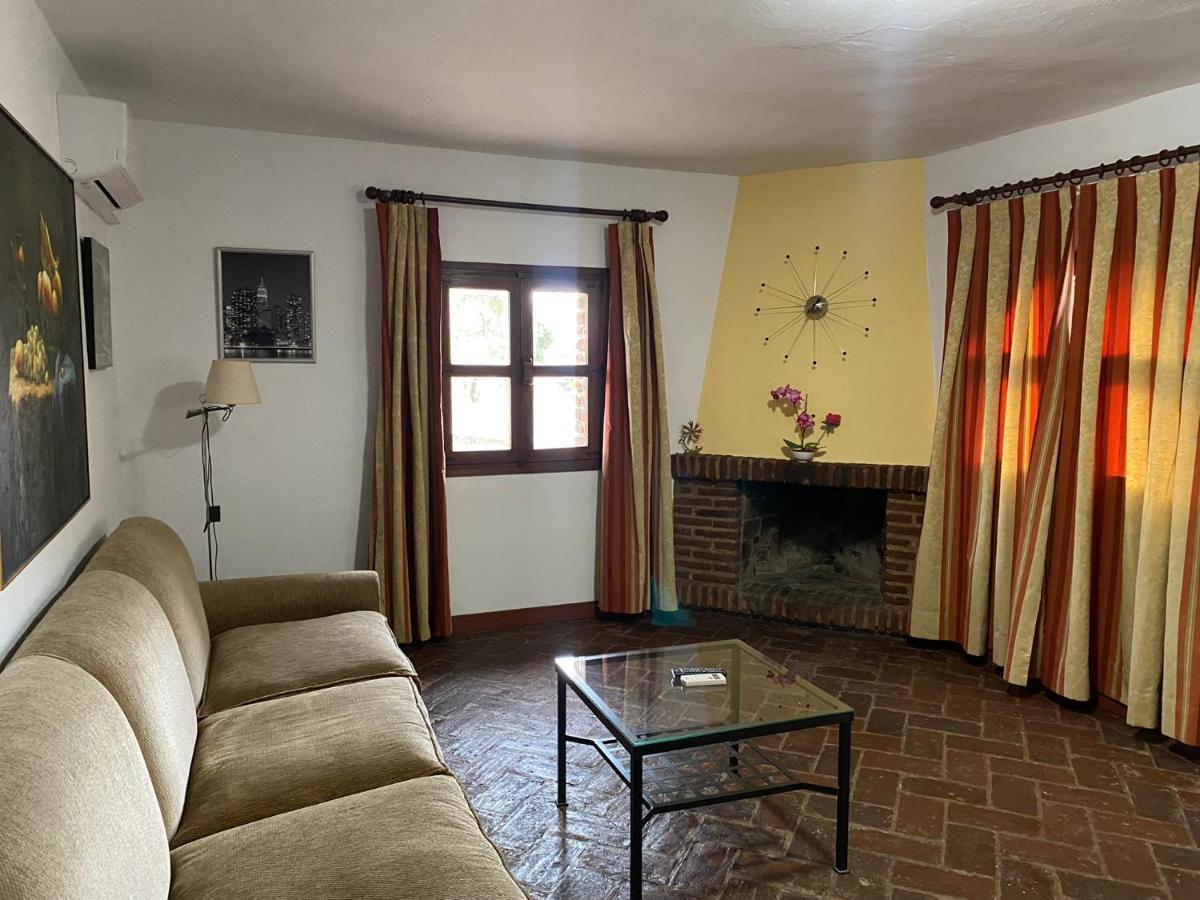 Casas Rurales Monasterio De Rocamador Almendral Eksteriør billede