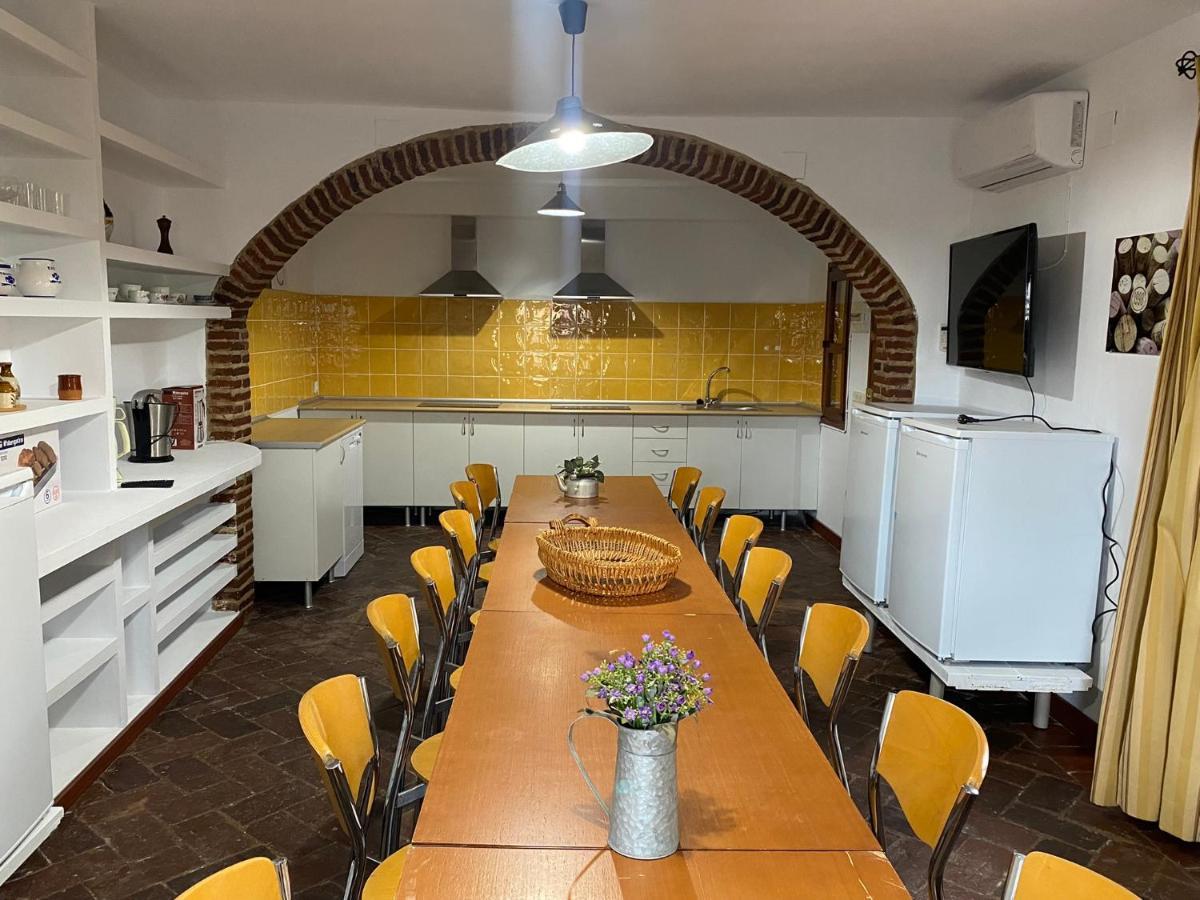 Casas Rurales Monasterio De Rocamador Almendral Eksteriør billede